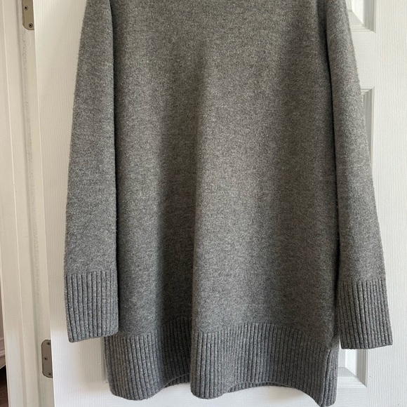 Zara Dress - Picture 4 of 8